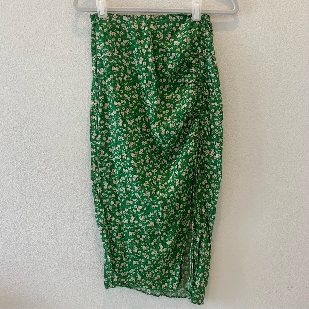 Zara Green Floral Midi Skirt - Picture 2 of 6